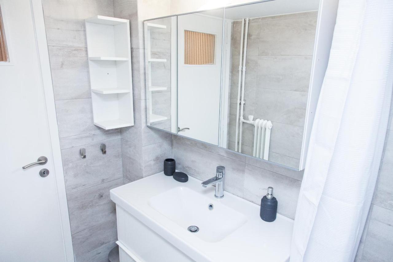 Elegant Apt In Kifisia! Apartment Athens Ngoại thất bức ảnh